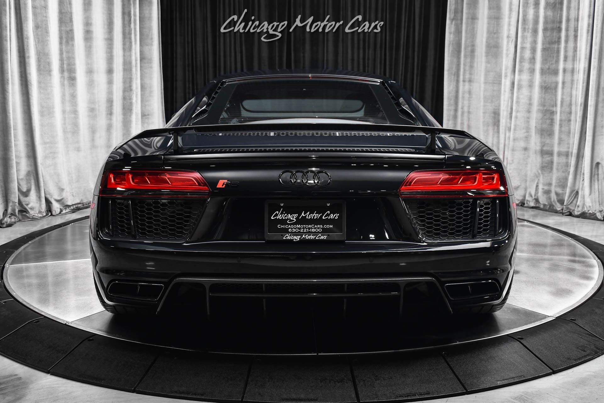 Used 2017 Audi R8 V10 Plus MSRP $206,770+ Carbon Fiber Diamond